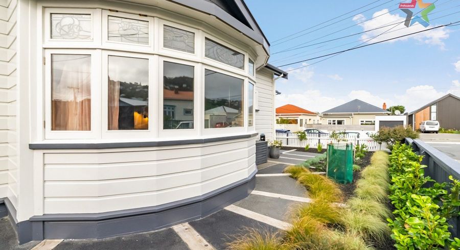  at 6 Wha Street, Lyall Bay, Wellington, Wellington