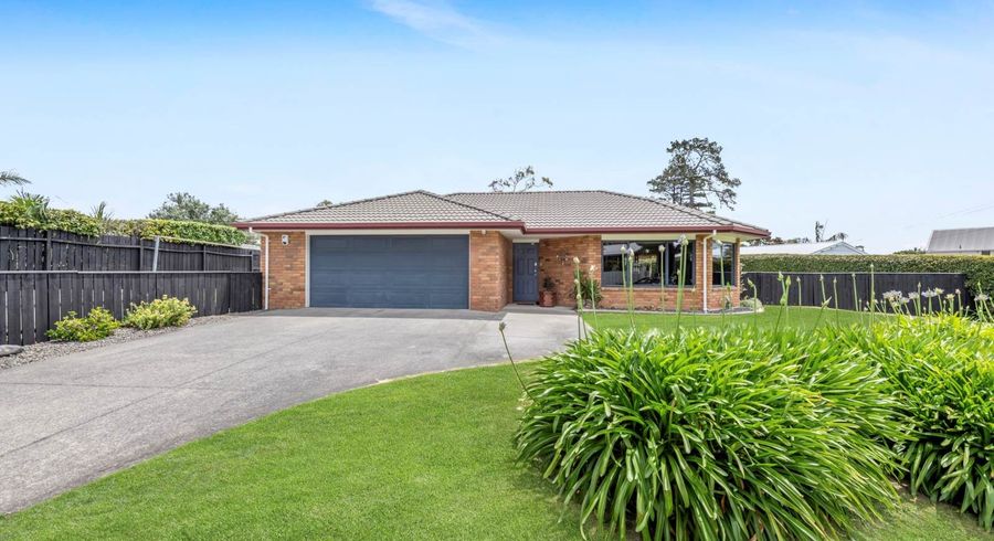  at 4A Sunkist Bay Road, Beachlands, Auckland