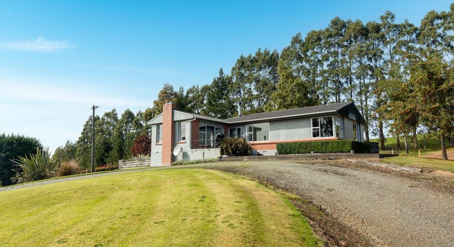  at 17 Findlay Road, Orawia, Otautau