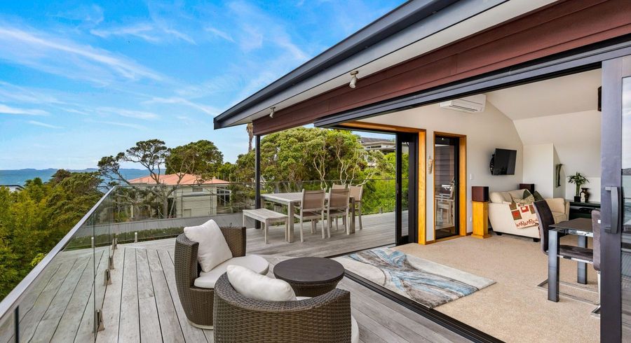 at 35 Rothesay Bay Road, Rothesay Bay, North Shore City, Auckland