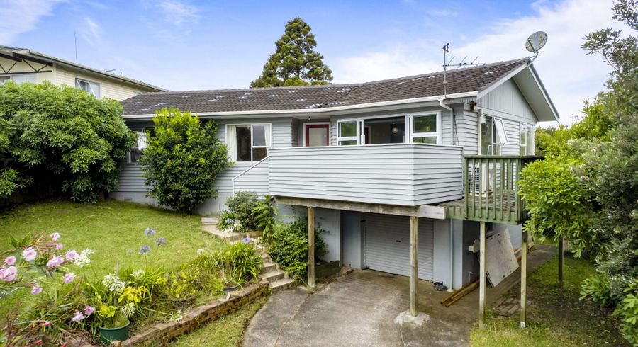  at 20 Redwood Drive, Massey, Auckland