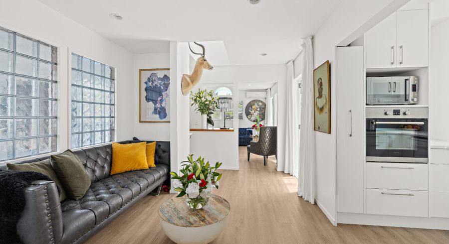  at 1/35 Newhaven Terrace, Mairangi Bay, North Shore City, Auckland