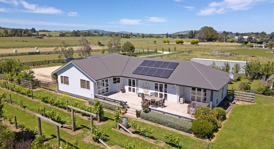  at 39 Carters Line, Carterton, Carterton, Wellington