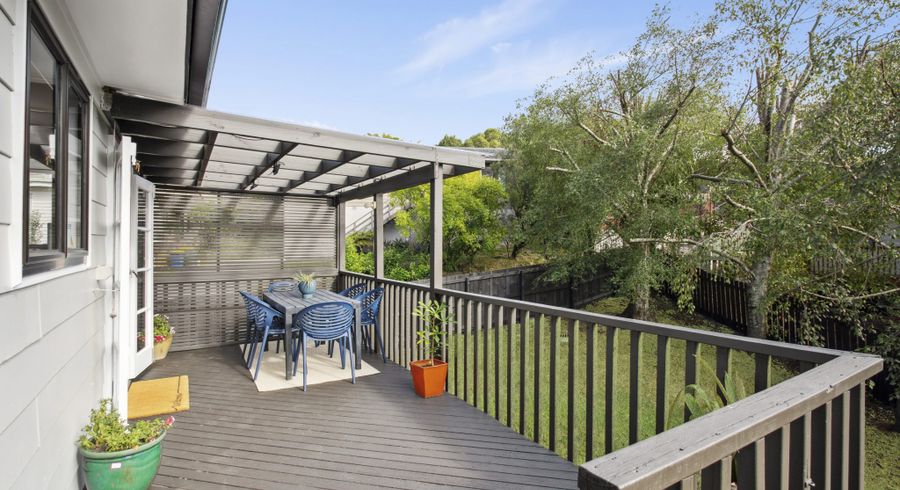  at 15 Panzic Place, Glen Eden, Waitakere City, Auckland