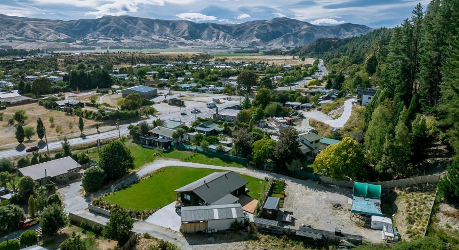  at 8 Kingan Road, Luggate, Wanaka, Otago