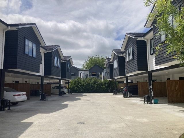  at 8B/76-78 Carrington Avenue, Silverdale, Hamilton, Waikato