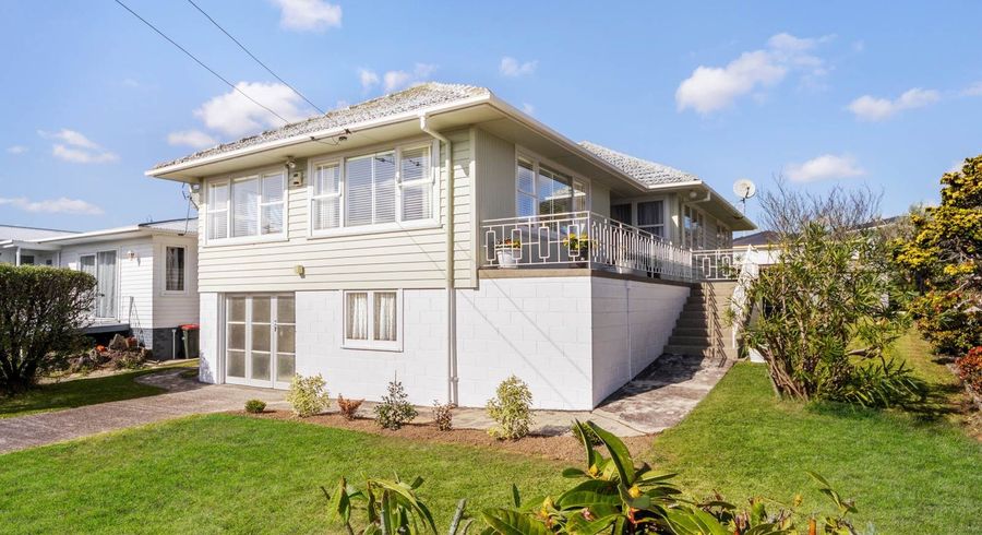  at 12  Dundee Place, Blockhouse Bay, Auckland City, Auckland
