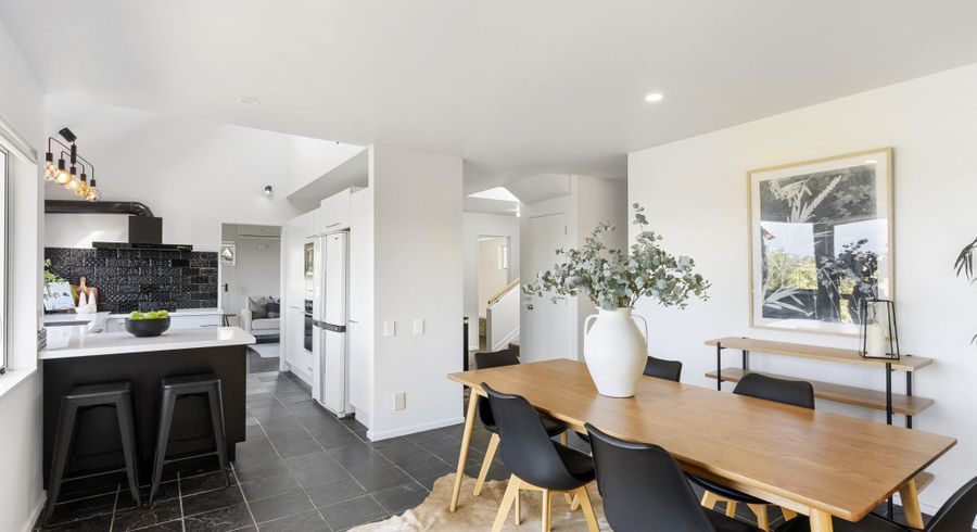  at 2/15A Beatrice Avenue, Hillcrest, Auckland