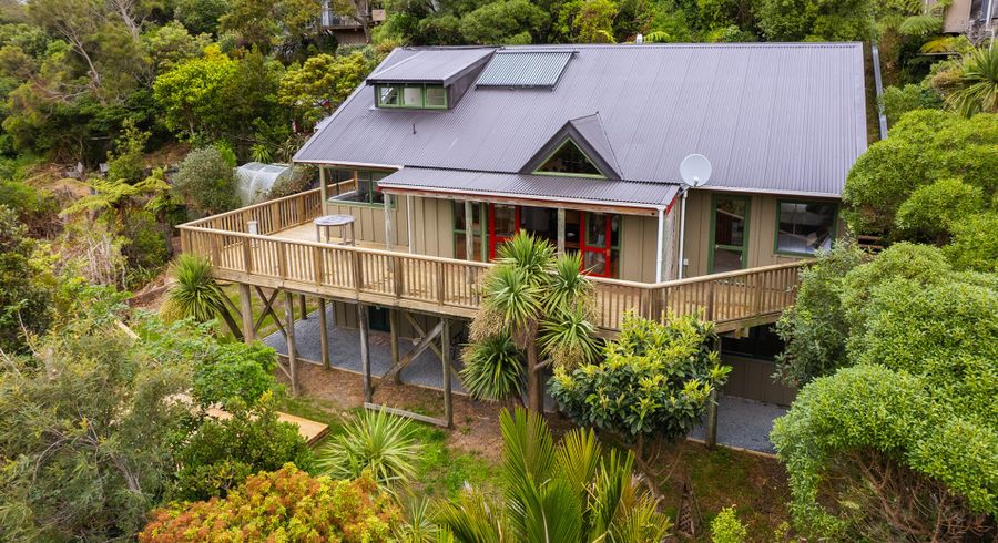  at 216 Barnard Street, Wadestown, Wellington