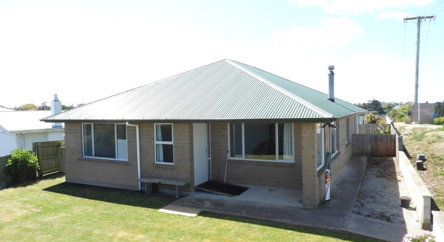 at 2 Lark Street, Oamaru