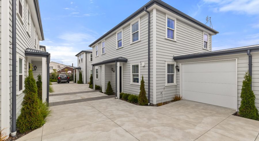  at 2/24 Devon Street, Sydenham, Christchurch
