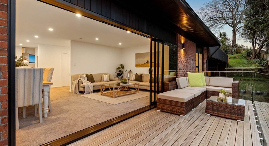  at 1/12 Surville Place, Mairangi Bay, North Shore City, Auckland