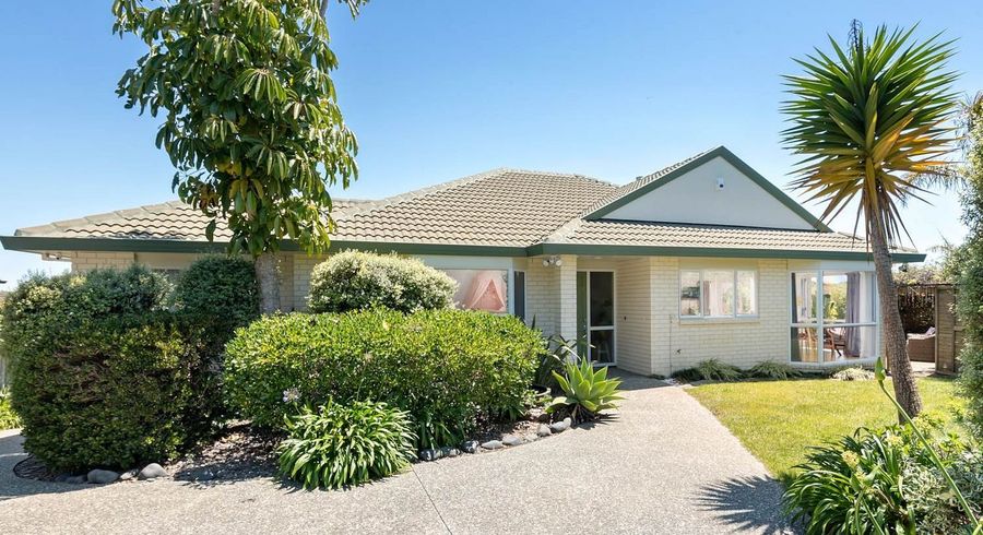  at 22 John Brooke Crescent, East Tamaki Heights, Manukau City, Auckland