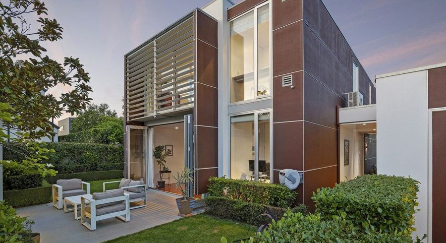  at 67 Browns Road, Merivale, Christchurch City, Canterbury
