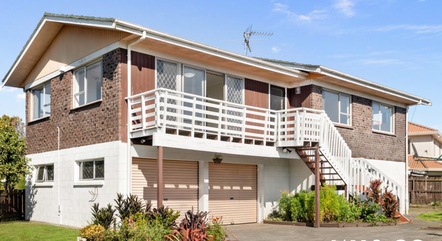  at 26 Challen Close, Conifer Grove, Papakura, Auckland