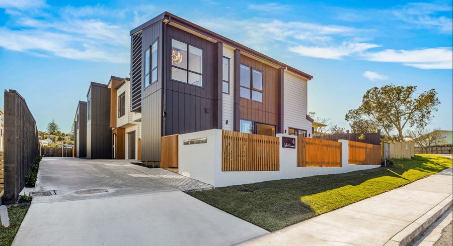  at 1/4 Lyford Crescent, Sunnynook, North Shore City, Auckland
