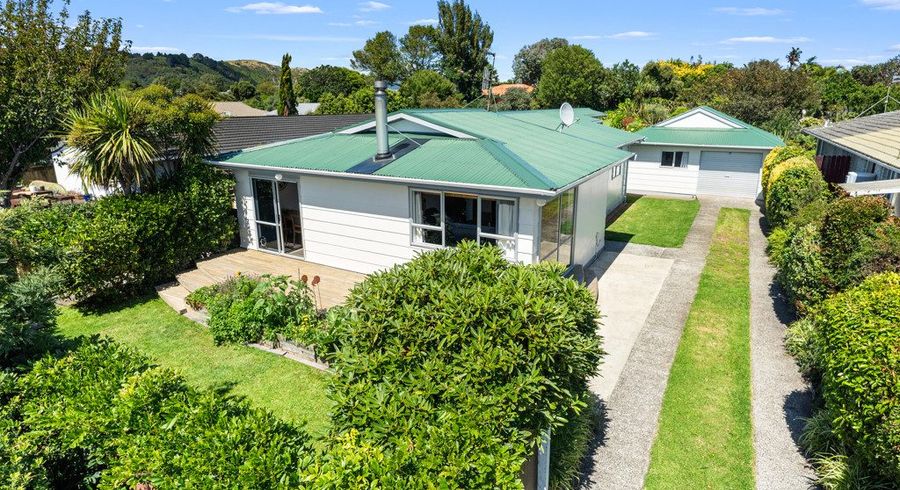  at 8 Manawa Avenue, Paraparaumu, Kapiti Coast, Wellington