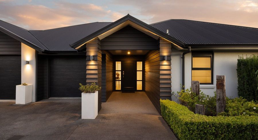  at 12 Wishbone Court, Flagstaff, Hamilton