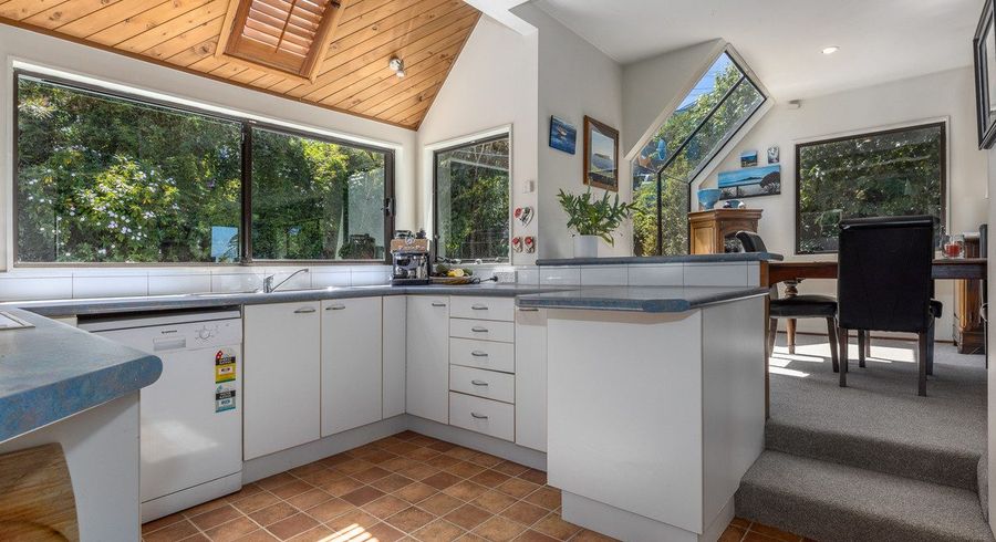  at 21 Gordon Road, Plimmerton, Porirua, Wellington