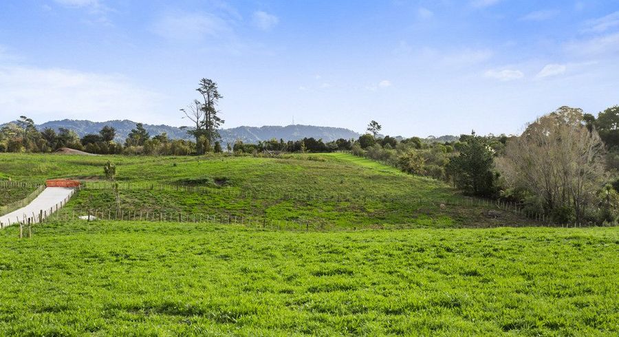  at 21 Shaw Road, Oratia, Waitakere City, Auckland