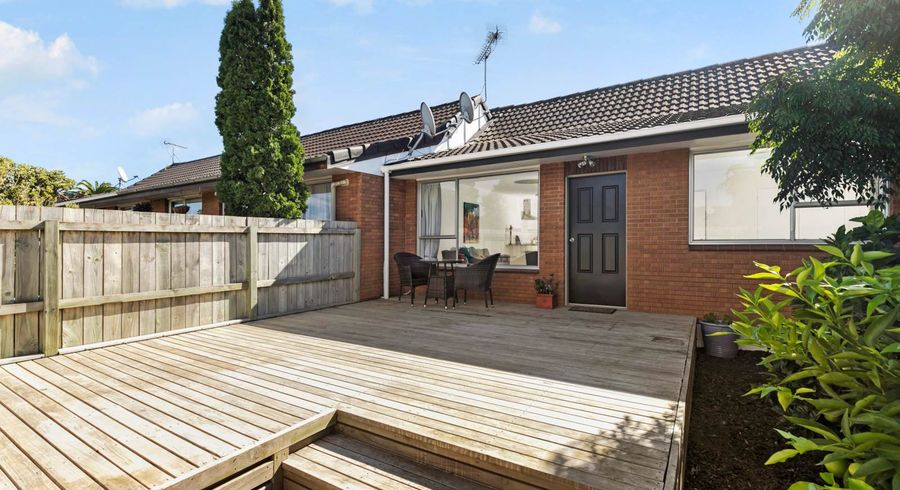  at 2/40 Bertrand Road, Mount Wellington, Auckland