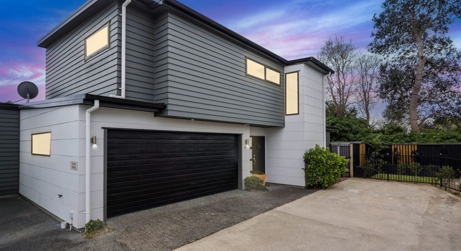  at 10 Ruhanui Lane, Pakuranga Heights, Auckland