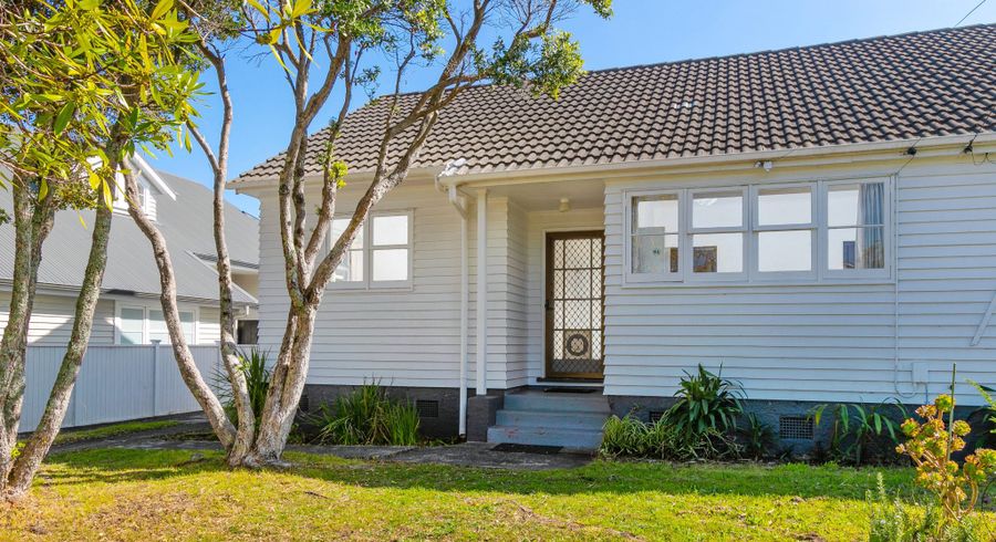  at 33 & 35 Humariri Street, Point Chevalier, Auckland City, Auckland