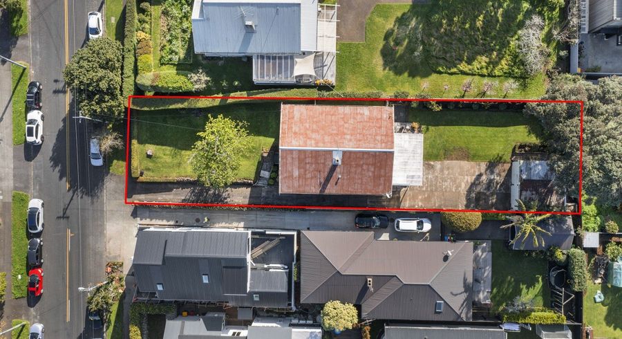  at 13 Shackleton Road, Mount Eden, Auckland