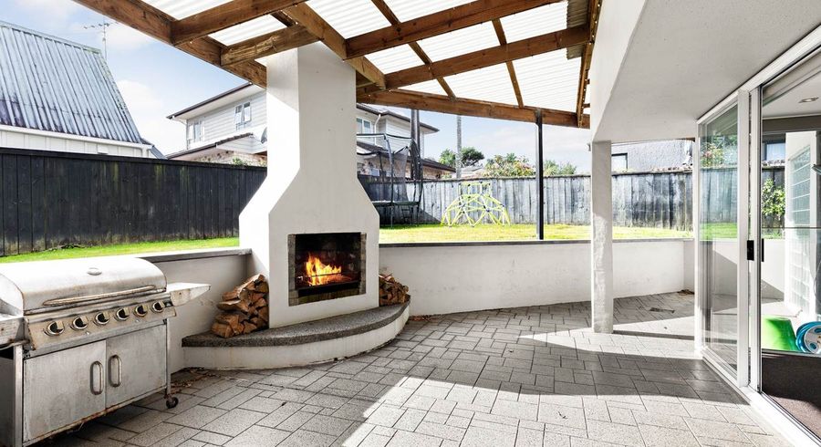  at 1/8 Oteha Valley Road, Northcross, North Shore City, Auckland