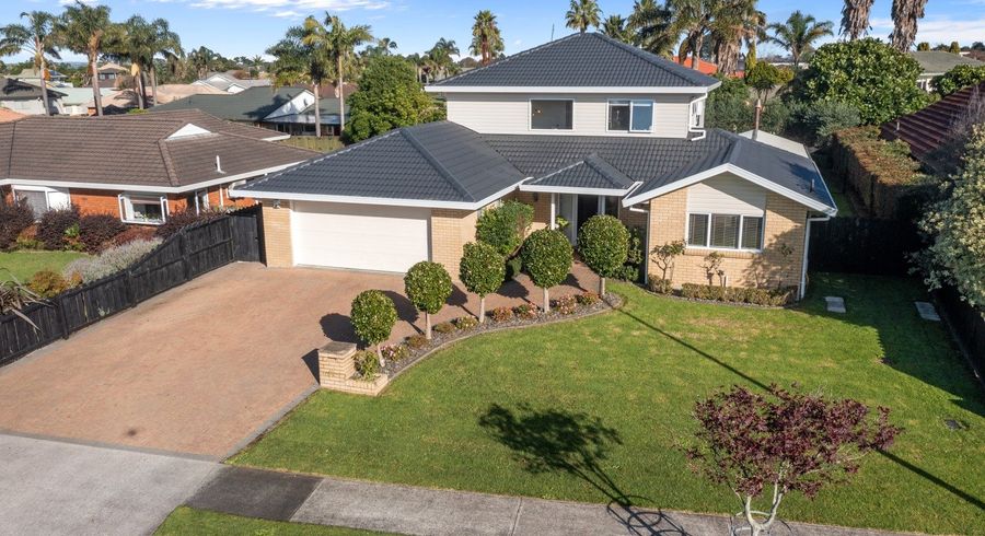  at 16 Chippewa Place, Conifer Grove, Takanini
