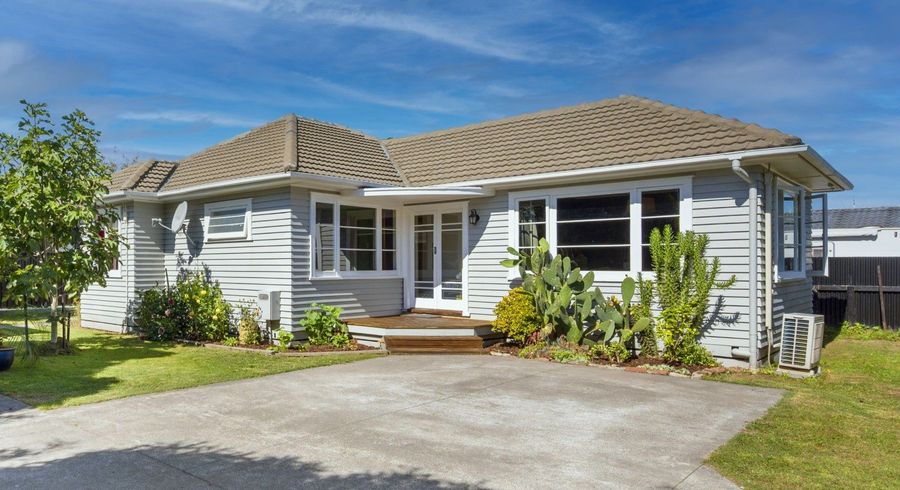  at 900 Clive Street, Akina, Hastings, Hawke's Bay