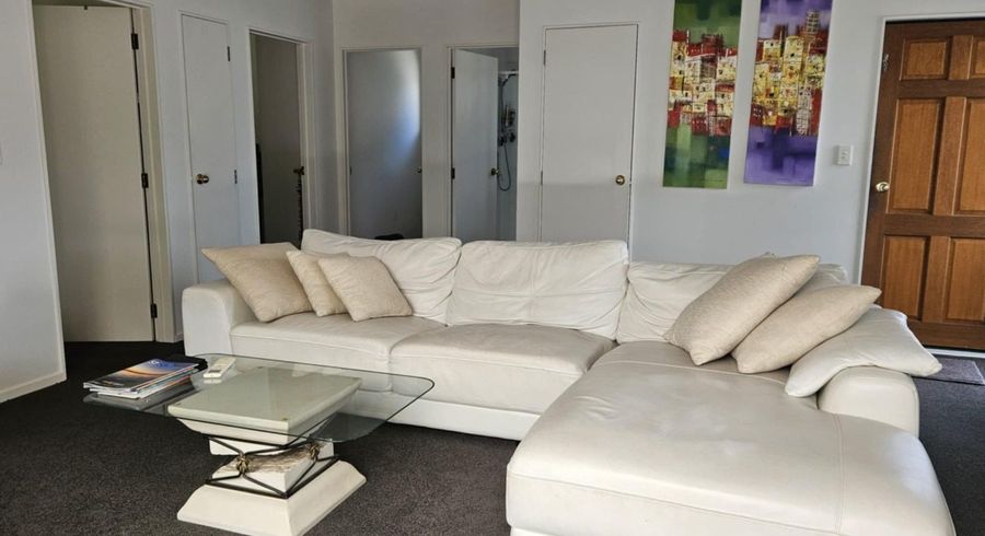  at 89C Carlisle Road, Browns Bay, North Shore City, Auckland