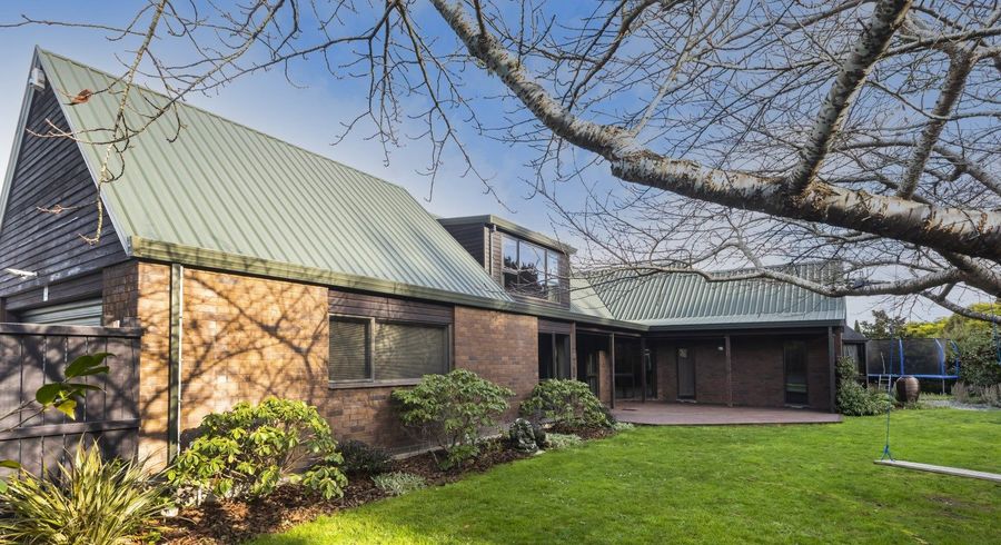  at 271 Queenspark Drive, Parklands, Christchurch