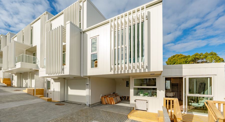  at 5/188 Forrest Hill Road, Forrest Hill, North Shore City, Auckland