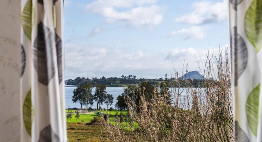  at 33 Dingadee Street, Welcome Bay, Tauranga