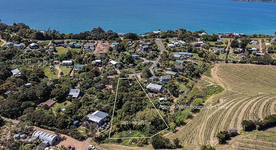  at 15 Te Makiri Road, Onetangi, Waiheke Island