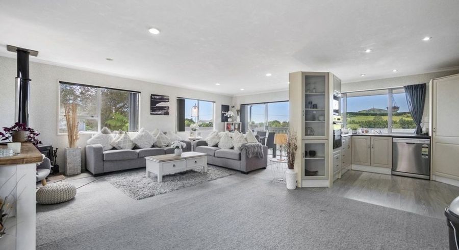  at 8 Ranginui Road, Welcome Bay, Tauranga