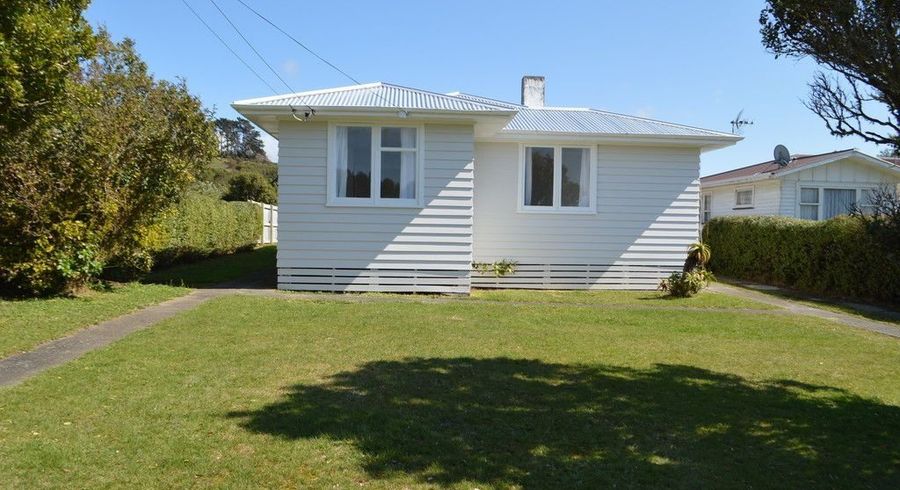  at 100 Sievers Grove, Cannons Creek, Porirua, Wellington