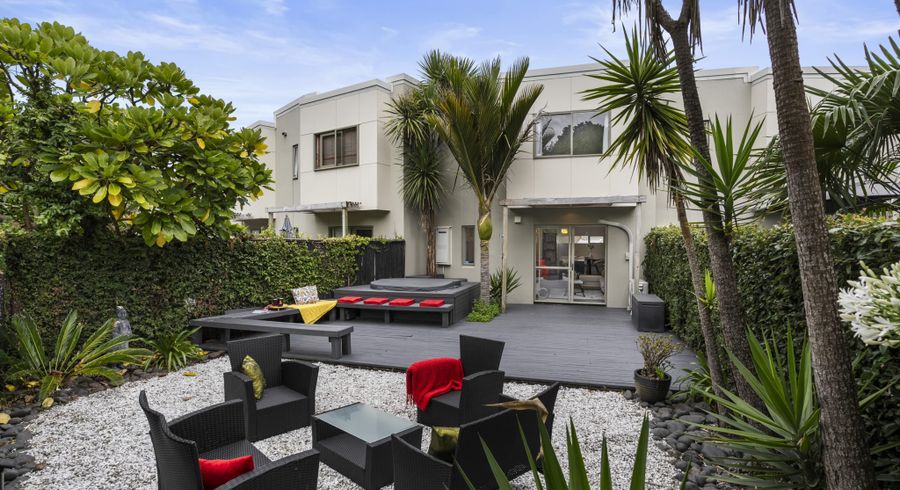  at 30/21 Hunters Park Drive, Three Kings, Auckland