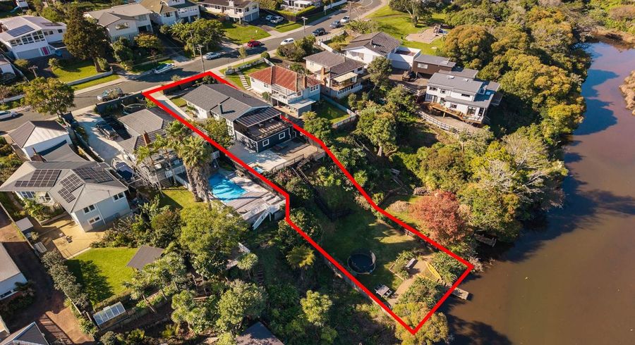  at 12 Macpherson Street, Meadowbank, Auckland City, Auckland