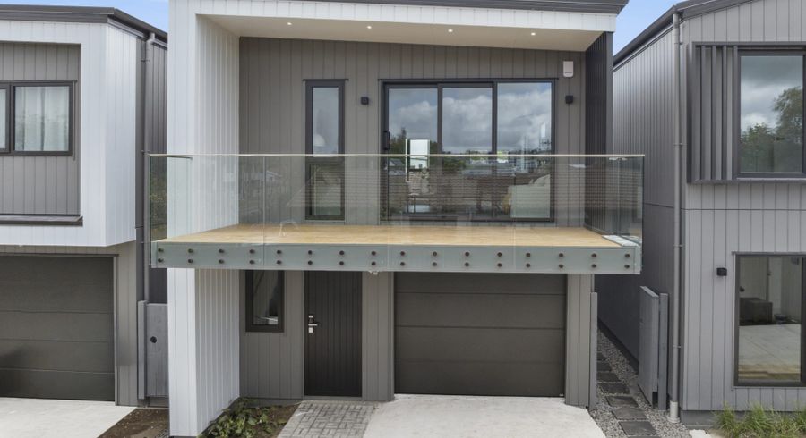  at 60B Sunderlands Road, Half Moon Bay, Manukau City, Auckland