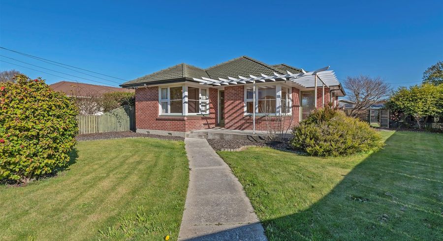  at 17 Vardon Crescent, Shirley, Christchurch