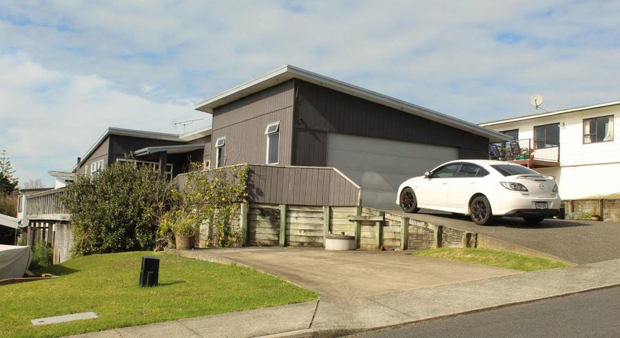  at 37 Gledstane Rd, Stanmore Bay, Rodney, Auckland