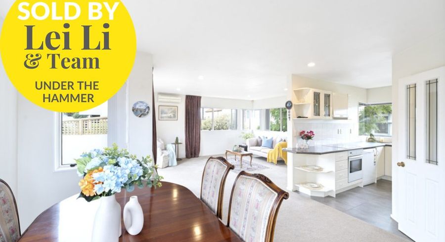  at 1/210A East Coast Road, Forrest Hill, North Shore City, Auckland