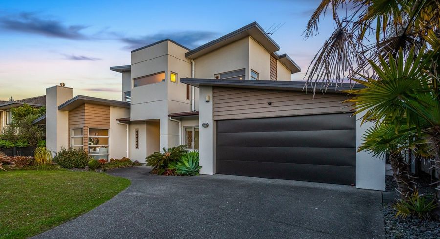  at 17 Glen Bay Close, Pinehill, Auckland