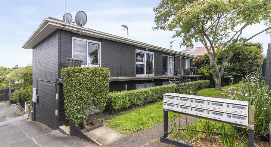  at 2/573 New North Road, Kingsland, Auckland