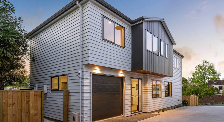  at 7 Weetman Drive, Browns Bay, North Shore City, Auckland