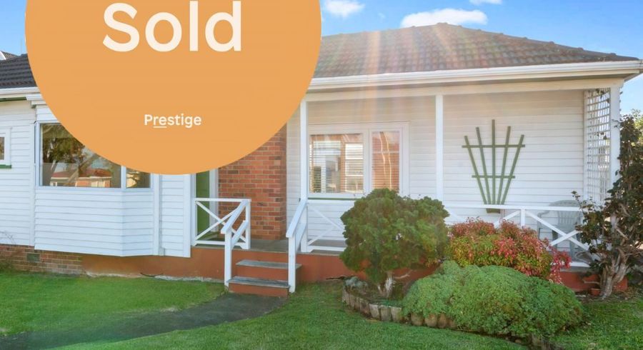  at 2/5 Argyle Terrace, Milford, Auckland