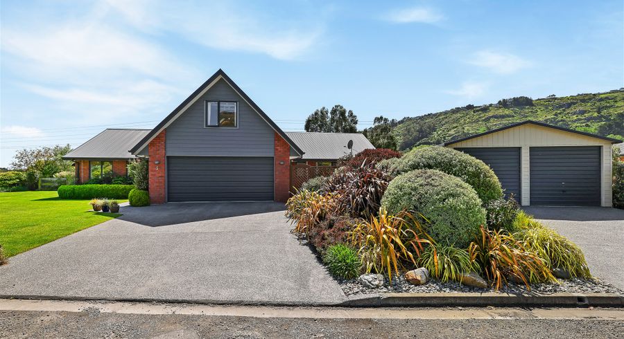  at 5 Highlight Lane, Heathcote Valley, Christchurch