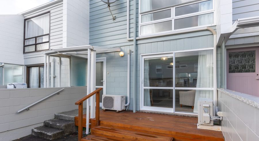  at 12/4 Dr Taylor Terrace, Johnsonville, Wellington